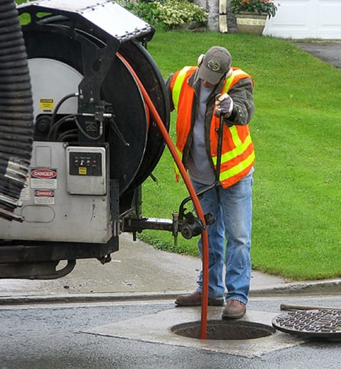 Freeline high-pressure drain line jetting service in Dubai